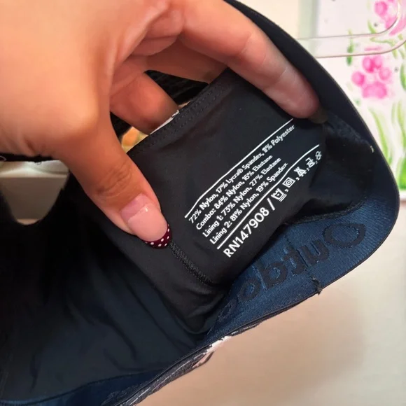 Outdoor Voices Doing Things polka dot Sports Bra Sz Small - Picture 6 of 7